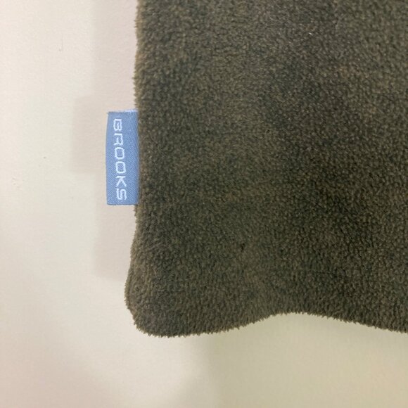 Brooks Polartec Womens Olive Green Sleeveless Fleece Top L  Warm & Lightweight - Picture 7 of 7